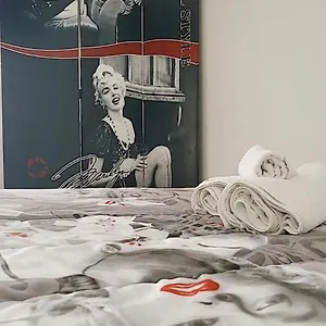 ᗰiki ᕼouտᗴ 2 Apartamento Florencia